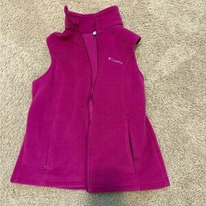 Columbia women’s Magenta Fleece Vest